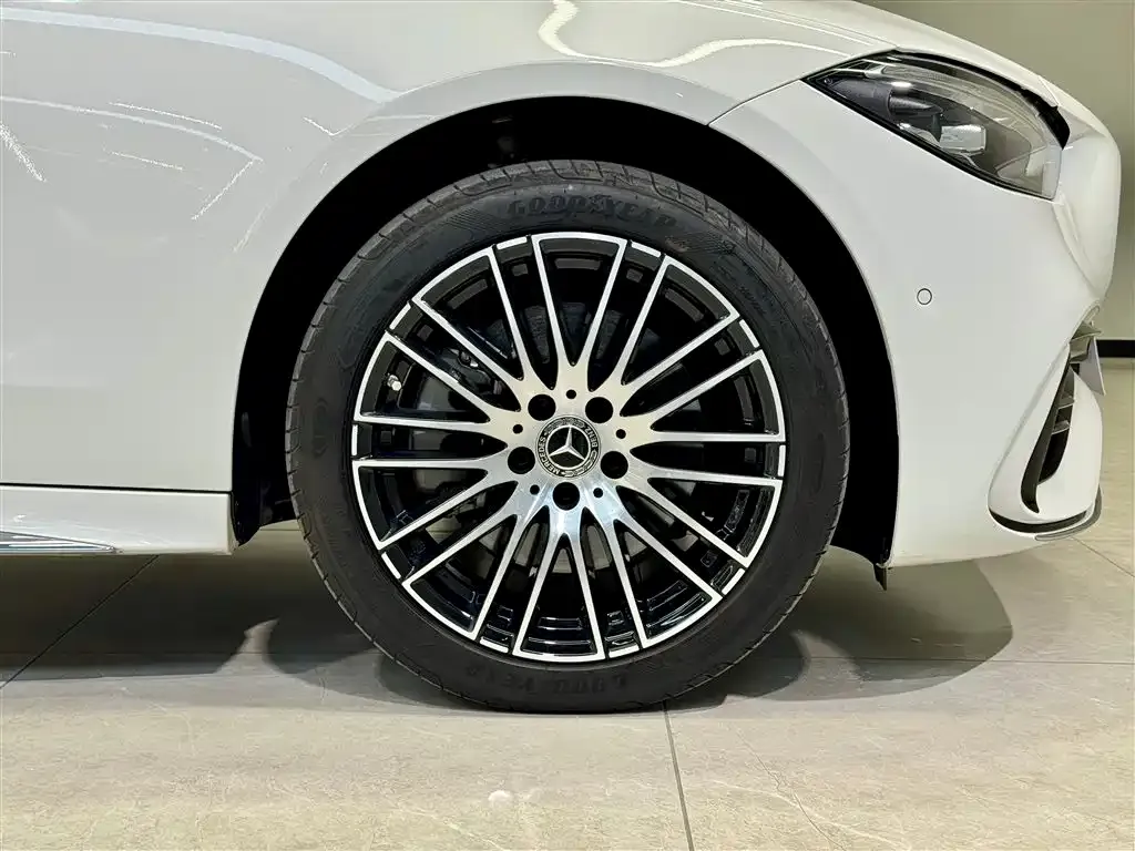 Mercedes-Benz C-Class 2024 из CN, фото 9