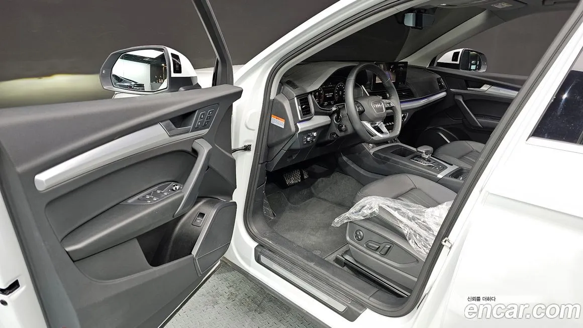 Audi Q5 2024 из KR, фото 10