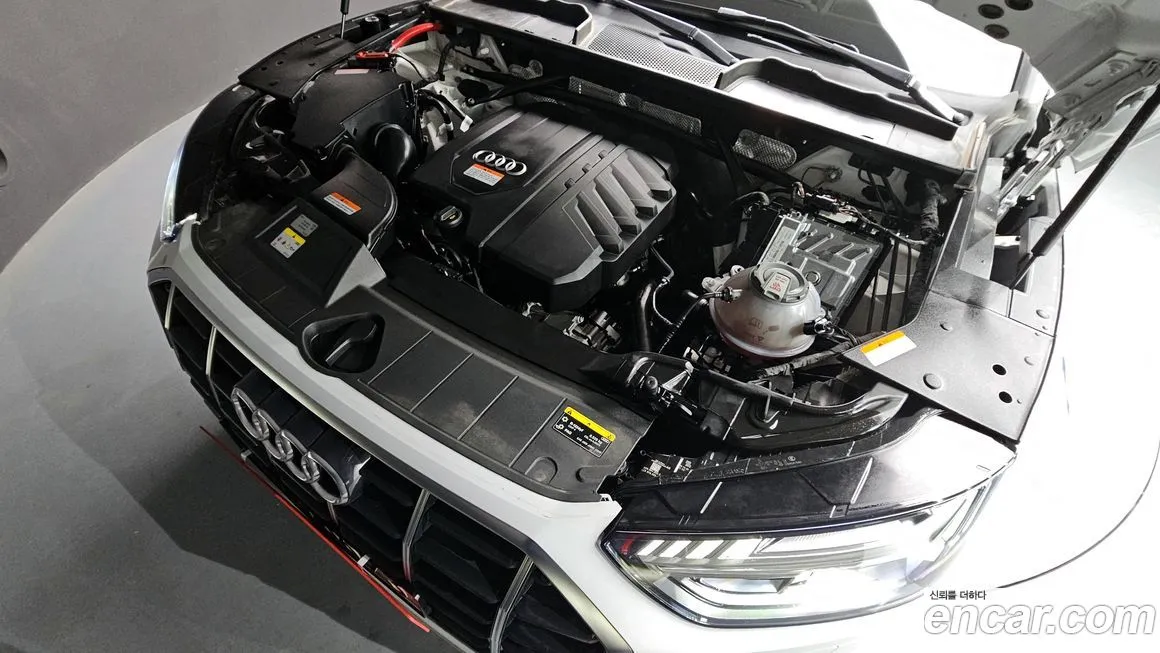 Audi Q5 2024 из KR, фото 4