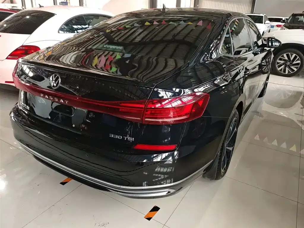 Volkswagen Passat 2022 из CN, фото 7