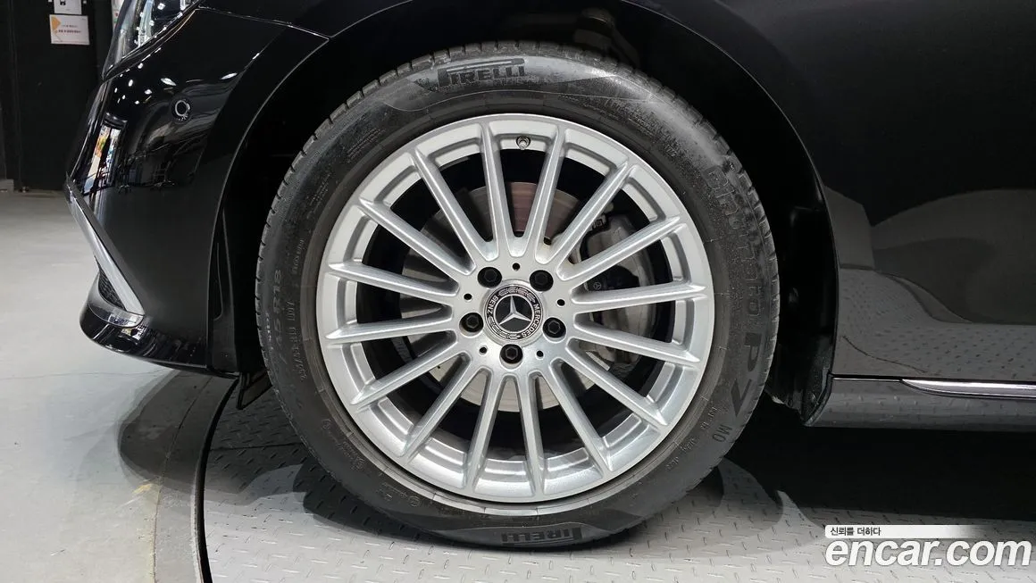Mercedes-Benz E-Class 2023 из KR, фото 9