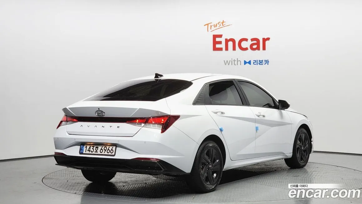 Hyundai AVANTE 2022 из KR, фото 2