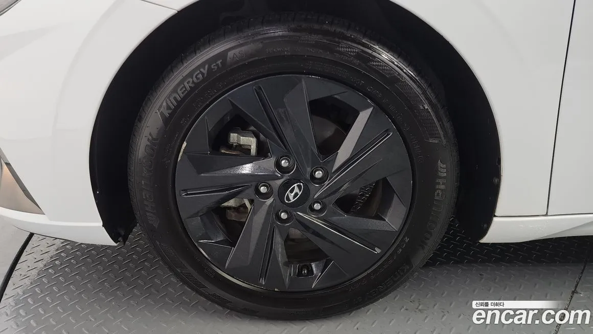 Hyundai AVANTE 2022 из KR, фото 5