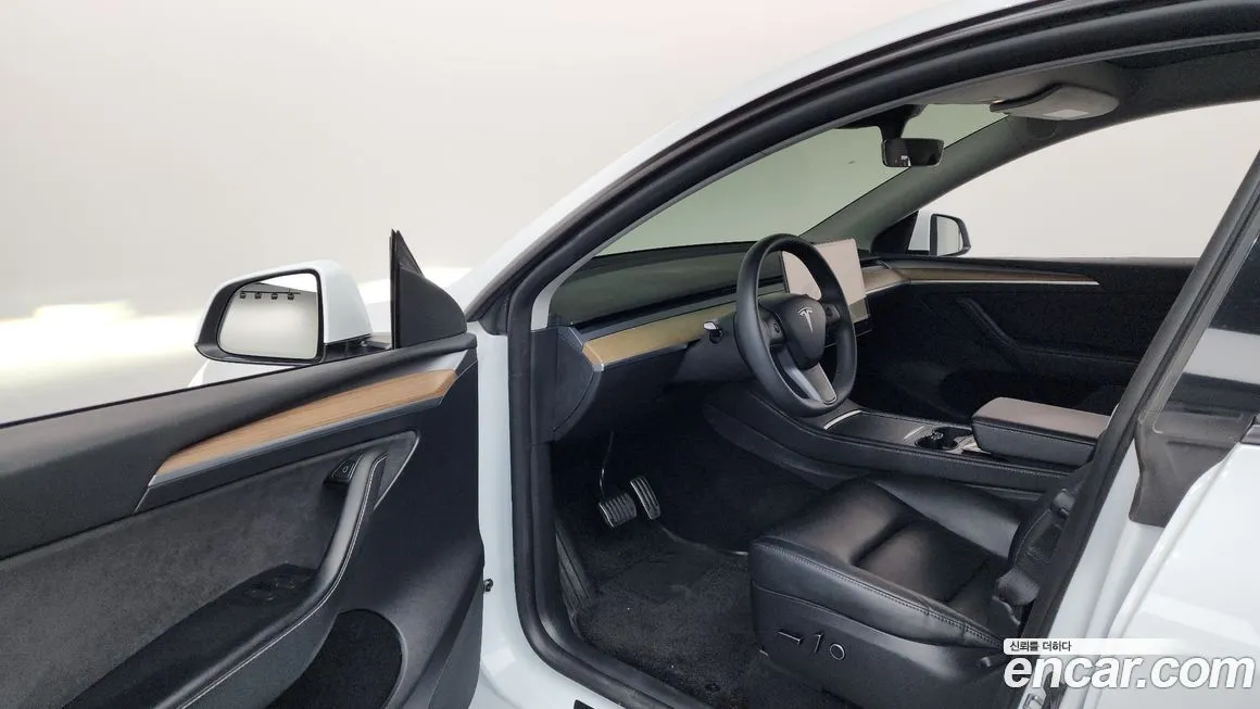 Tesla Model Y 2023 из KR, фото 10