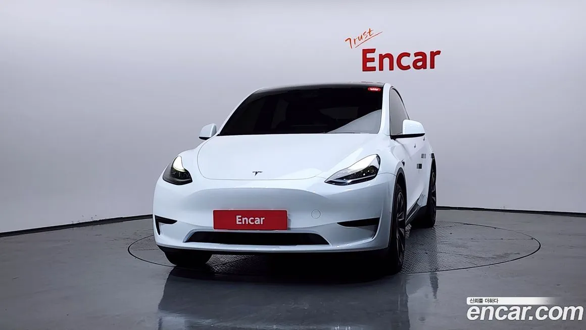 Tesla Model Y 2023 из KR, фото 2