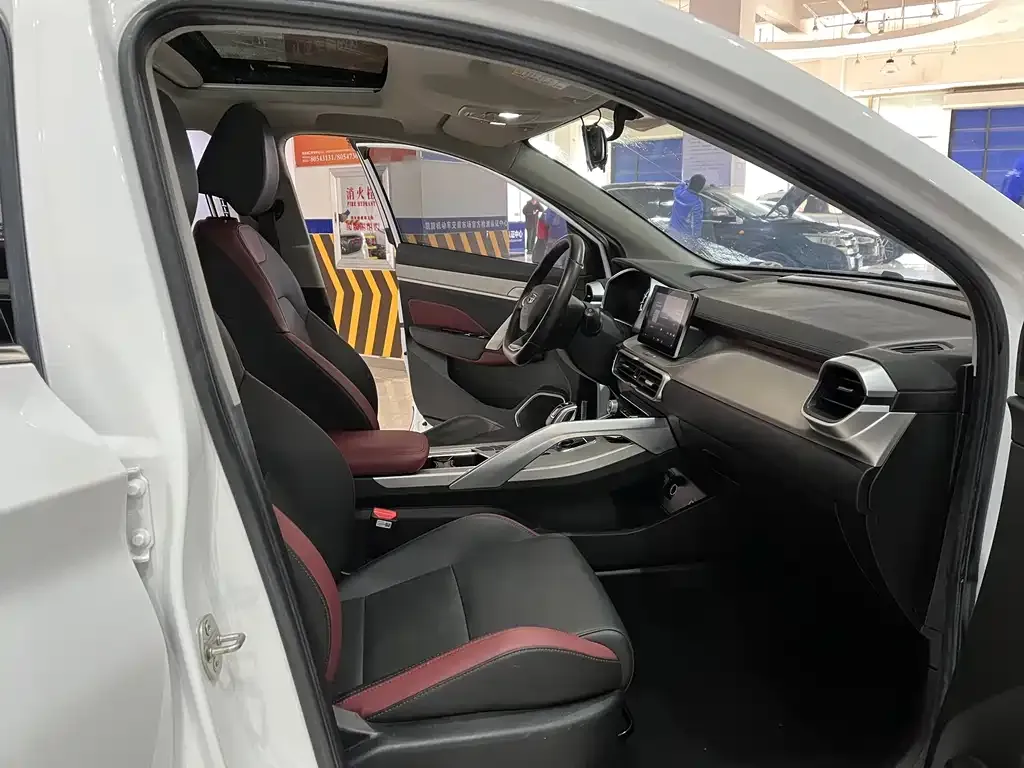 Geely Binyue 2021 из CN, фото 5