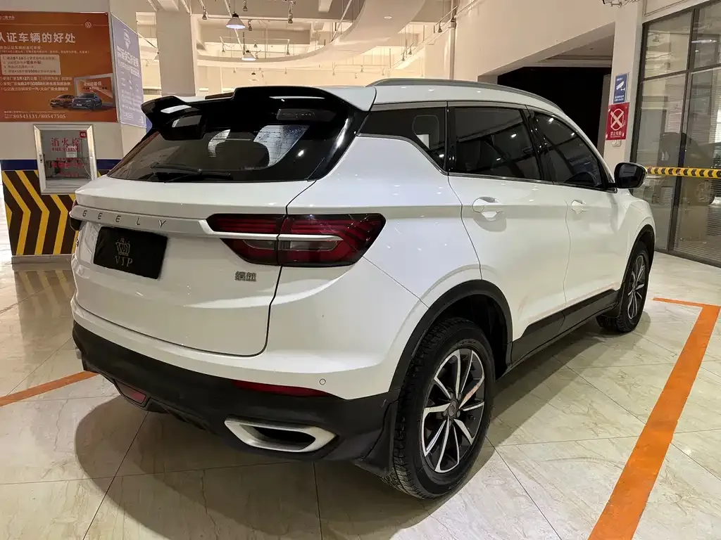 Geely Binyue 2021 из CN, фото 3