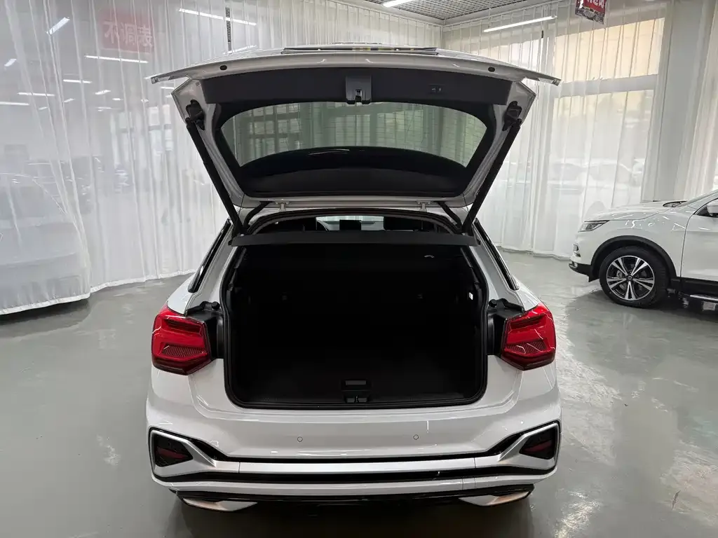 Audi Q2L 2022 из CN, фото 7