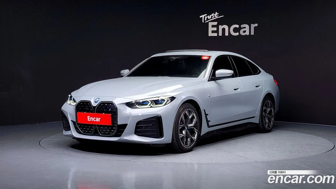 BMW i4 2023 из KR, фото 1