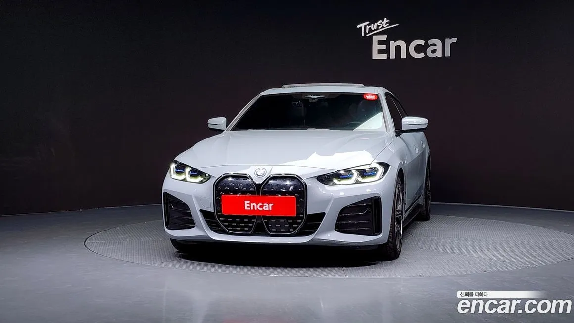 BMW i4 2023 из KR, фото 3