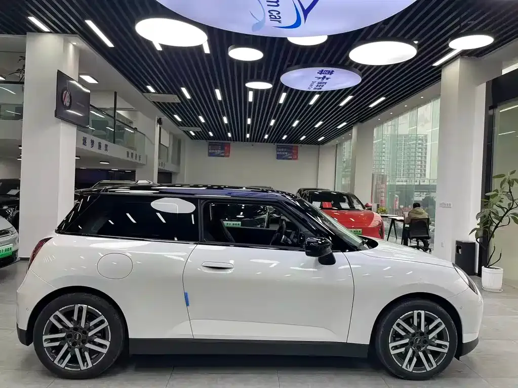 MINI Cooper EV 2025 из CN, фото 8