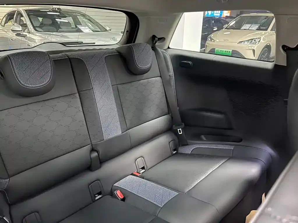 MINI Cooper EV 2025 из CN, фото 10