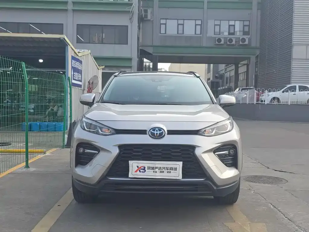 Toyota Wildlander 2023 из CN, фото 8