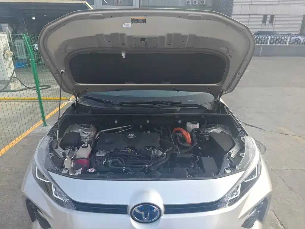 Toyota Wildlander 2023 из CN, фото 10