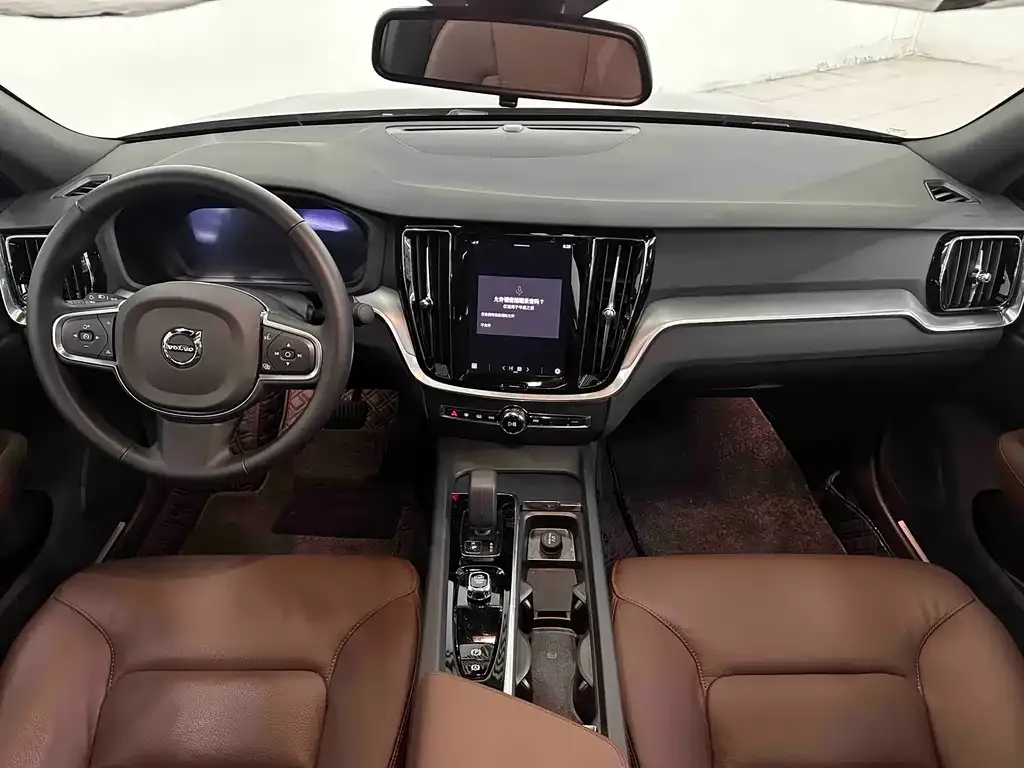 Volvo S60 2025 из CN, фото 8
