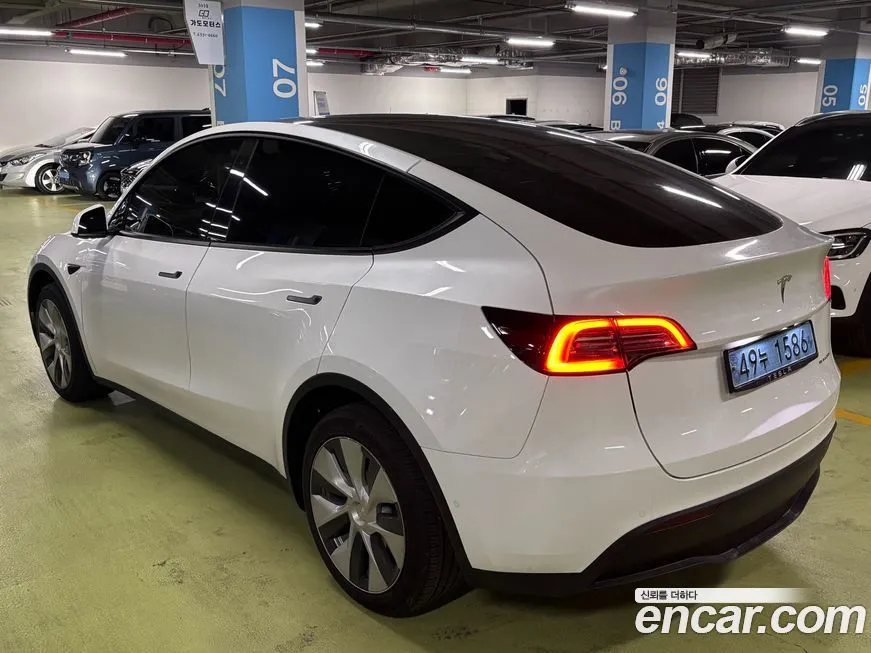 Tesla Model Y 2022 из KR, фото 4