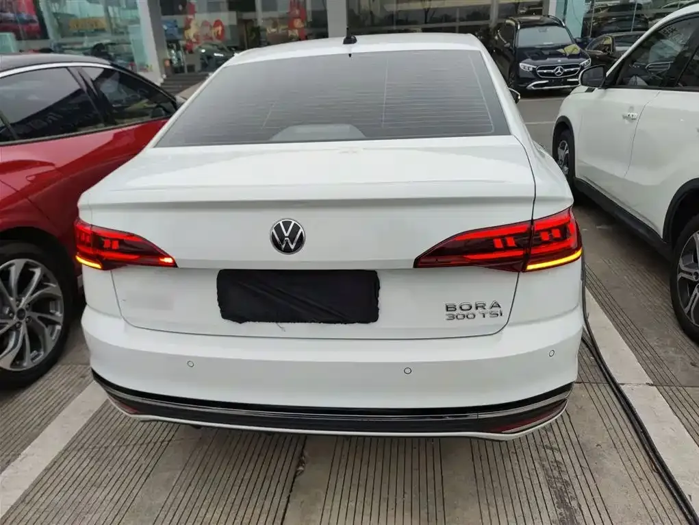 Volkswagen Bora 2024 из CN, фото 6