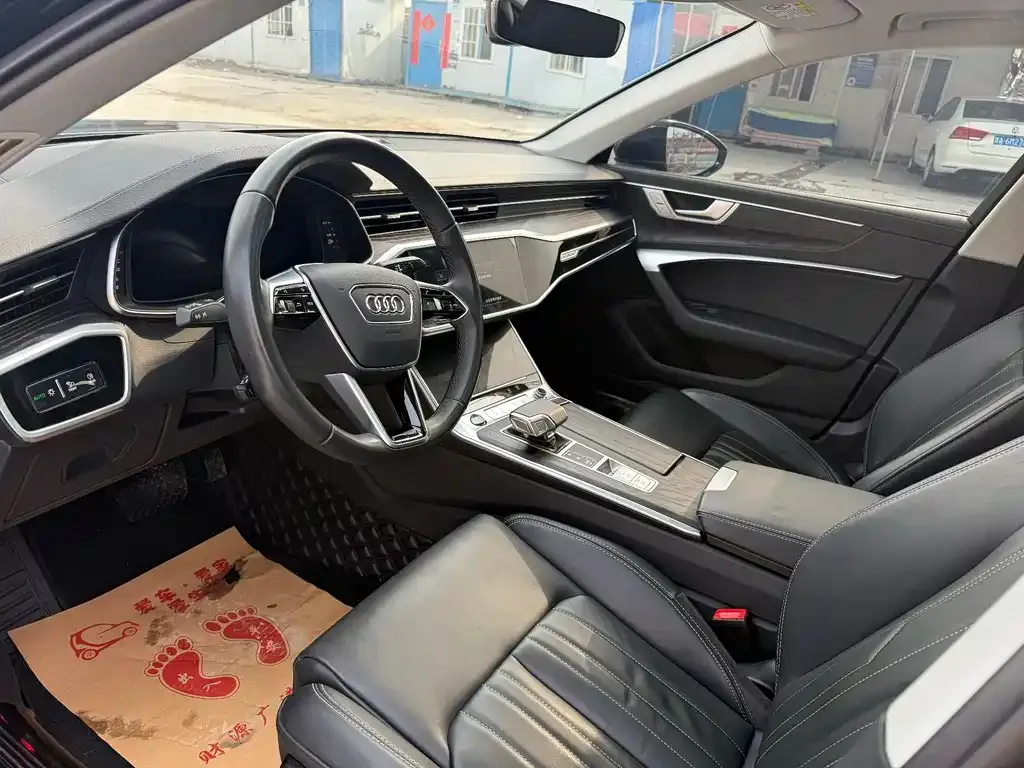 Audi A6L 2024 из CN, фото 2