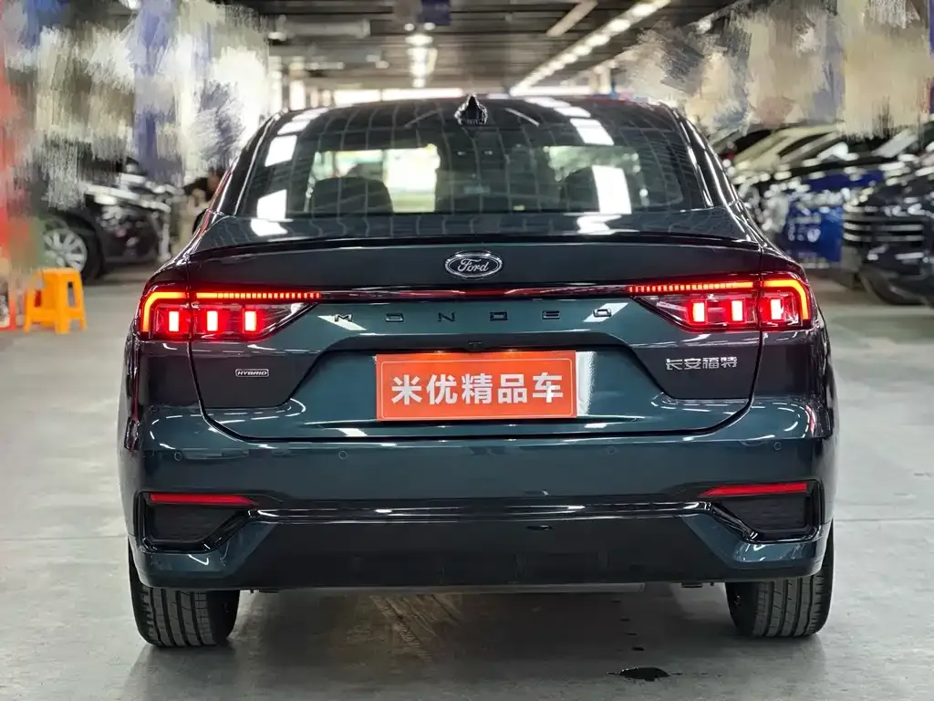 Ford Mondeo 2024 из CN, фото 2