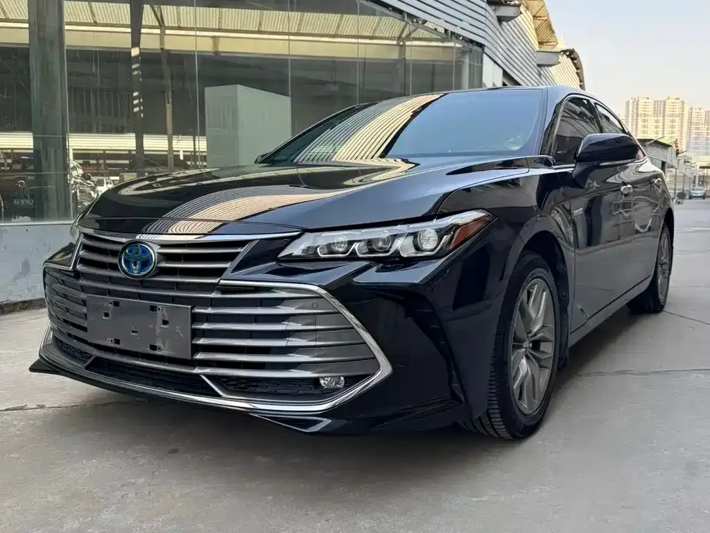 Toyota Avalon 2022 из CN, фото 1