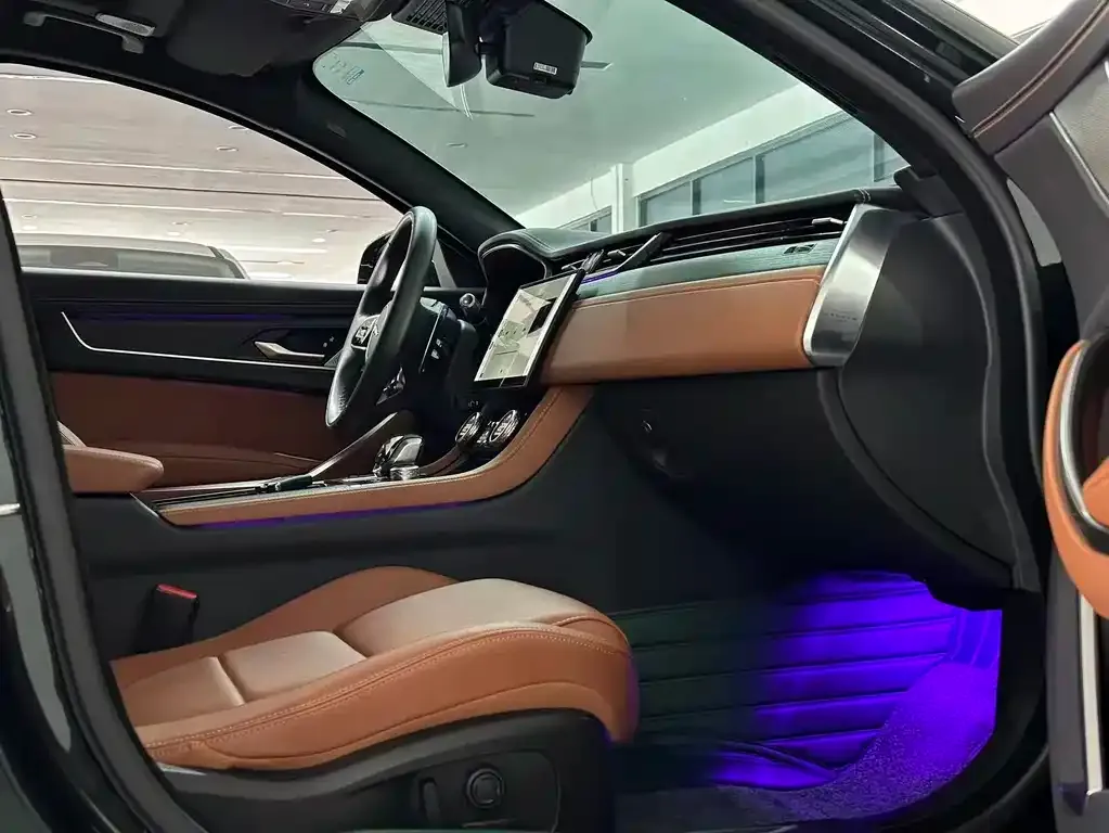 Jaguar XFL 2022 из CN, фото 5