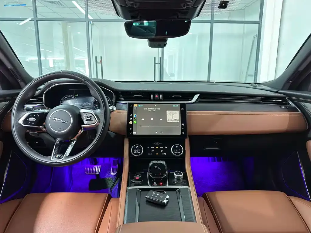 Jaguar XFL 2022 из CN, фото 8