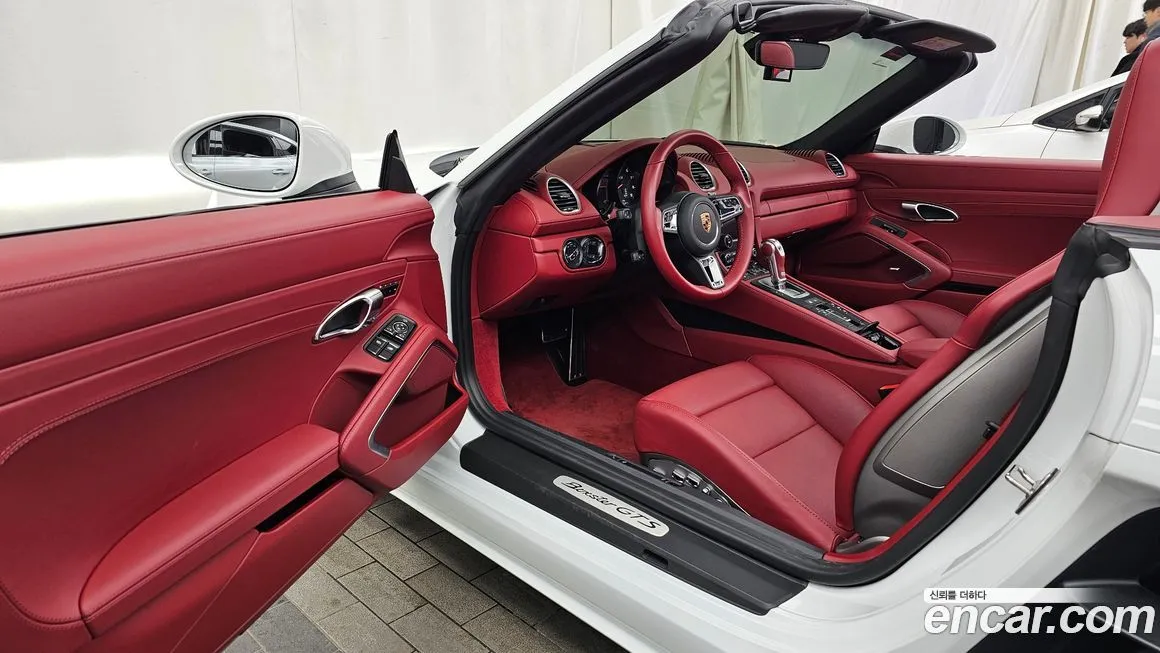Porsche 718 2024 из KR, фото 5