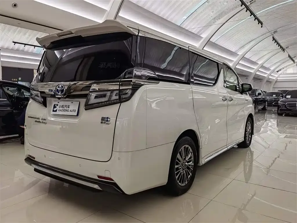 Toyota Vellfire 2022 из CN, фото 5