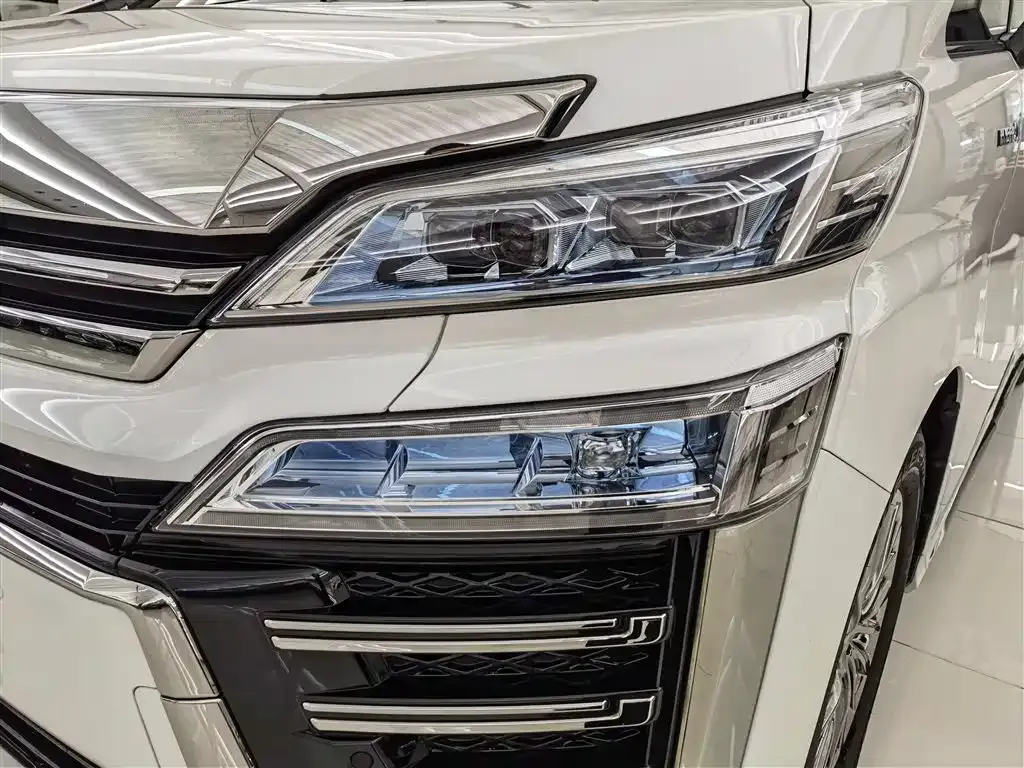 Toyota Vellfire 2022 из CN, фото 8