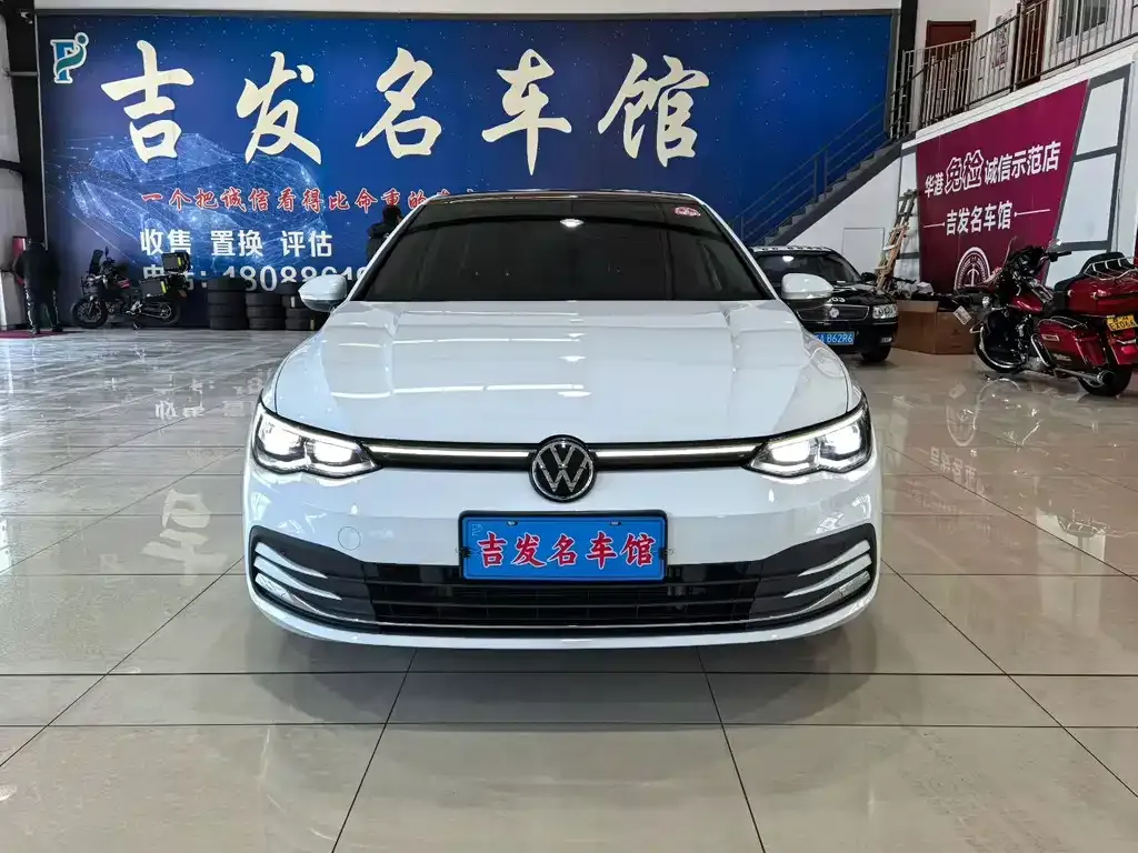 Volkswagen Golf 2023 из CN, фото 9