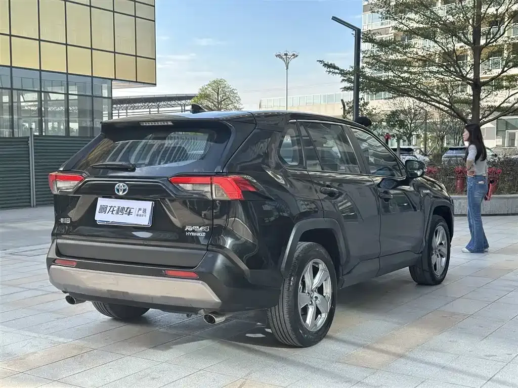 Toyota RAV4 2022 из CN, фото 4