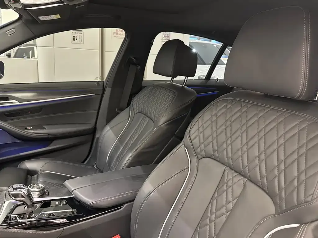BMW 5 Series (Import) 2023 из CN, фото 6