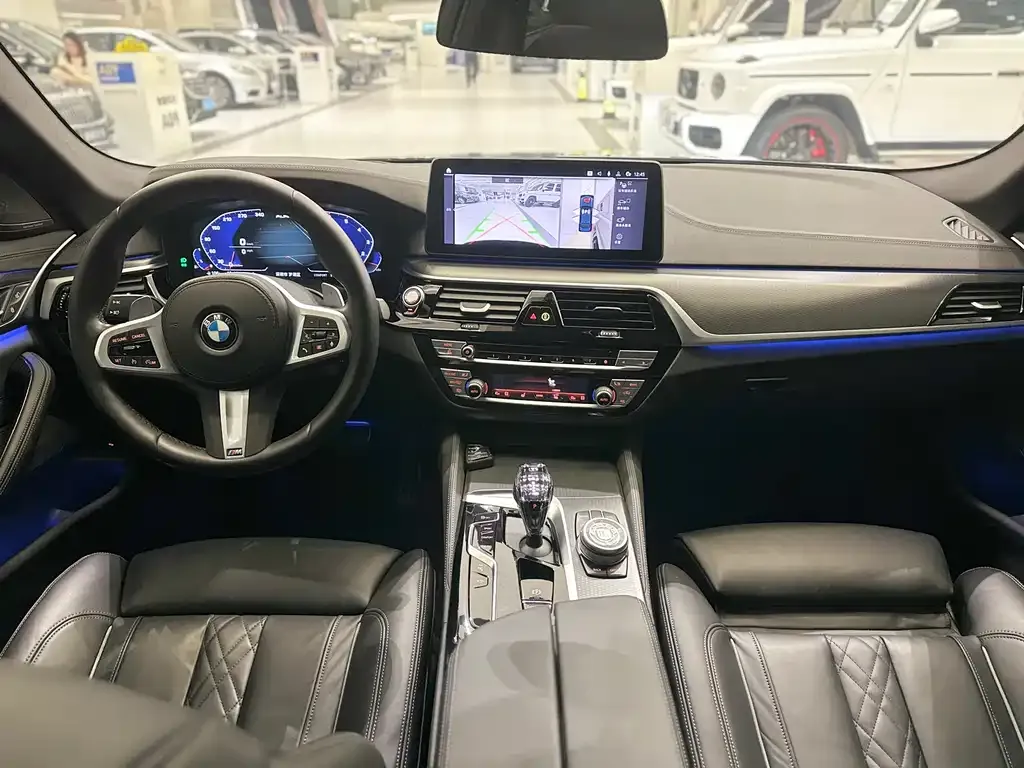 BMW 5 Series (Import) 2023 из CN, фото 5