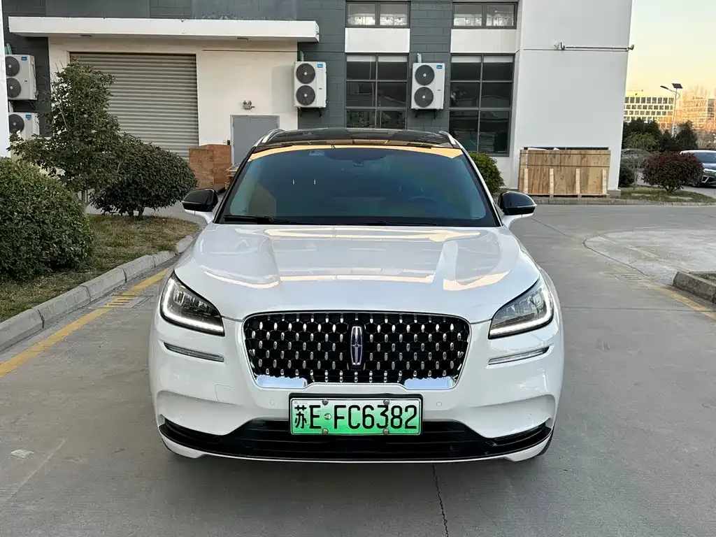 Lincoln Corsair Hybrid 2022 из CN, фото 7