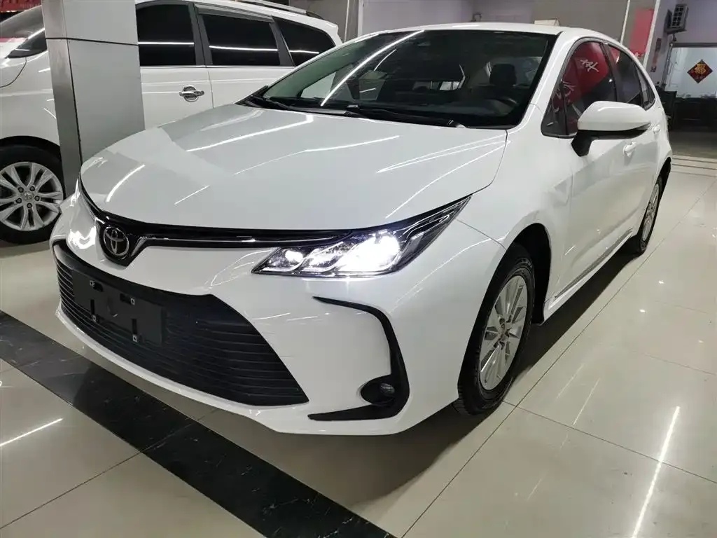 Toyota Corolla 2024 из CN, фото 2