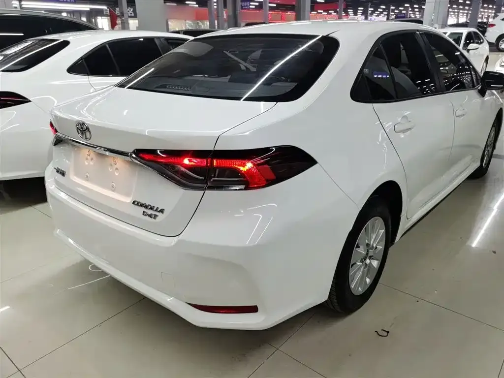 Toyota Corolla 2024 из CN, фото 7