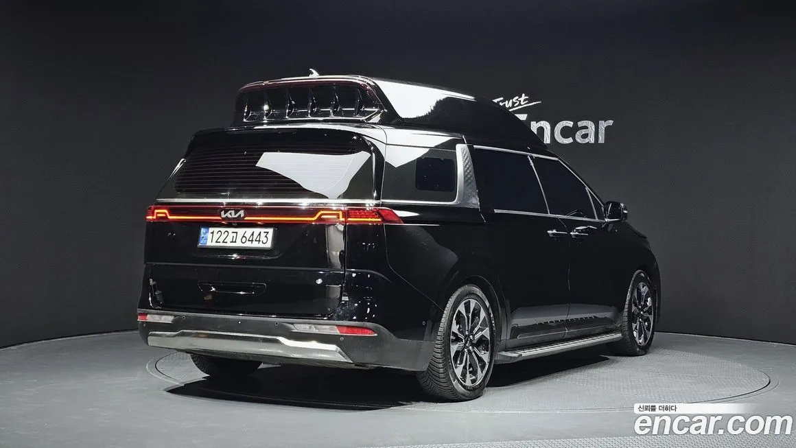 Kia Carnival — фото 2