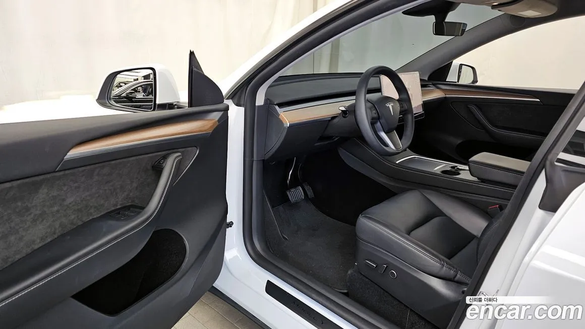 Tesla Model Y 2024 из KR, фото 10