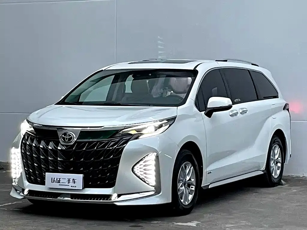Toyota Granvia 2025 из CN, фото 1