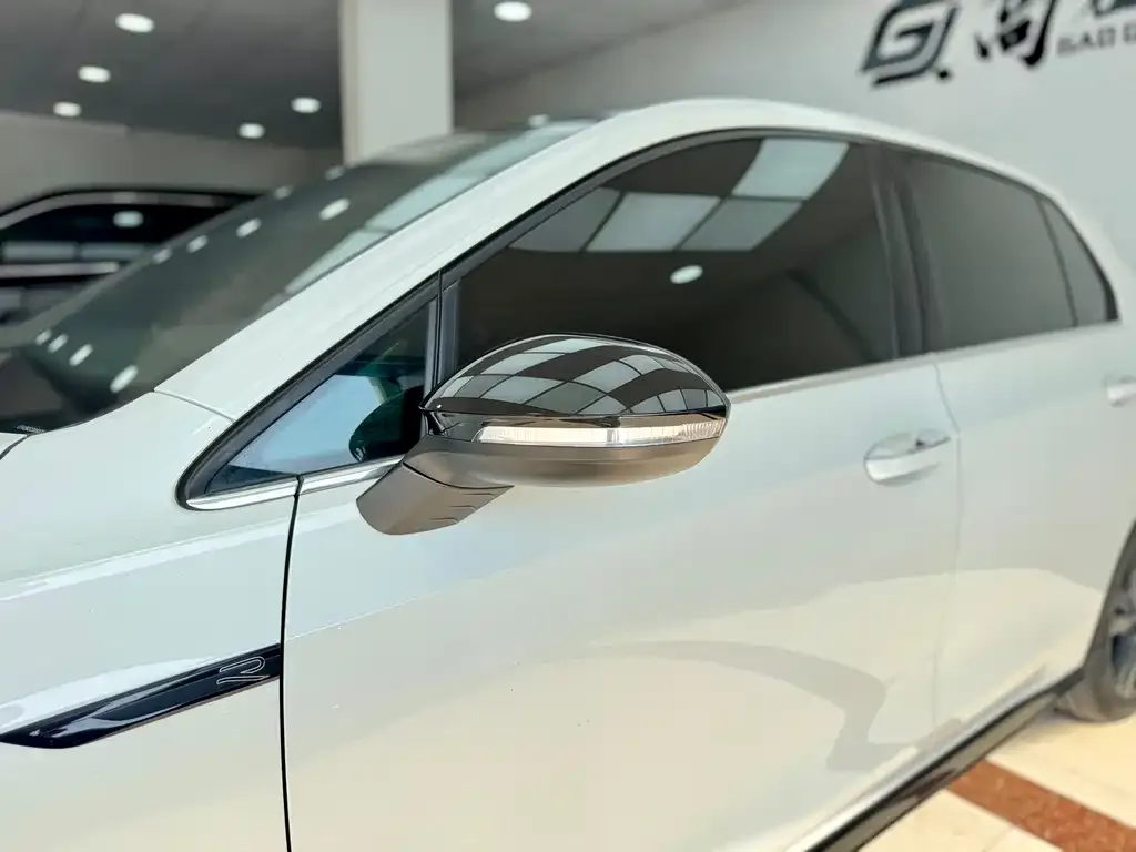 Volkswagen Golf 2021 из CN, фото 3