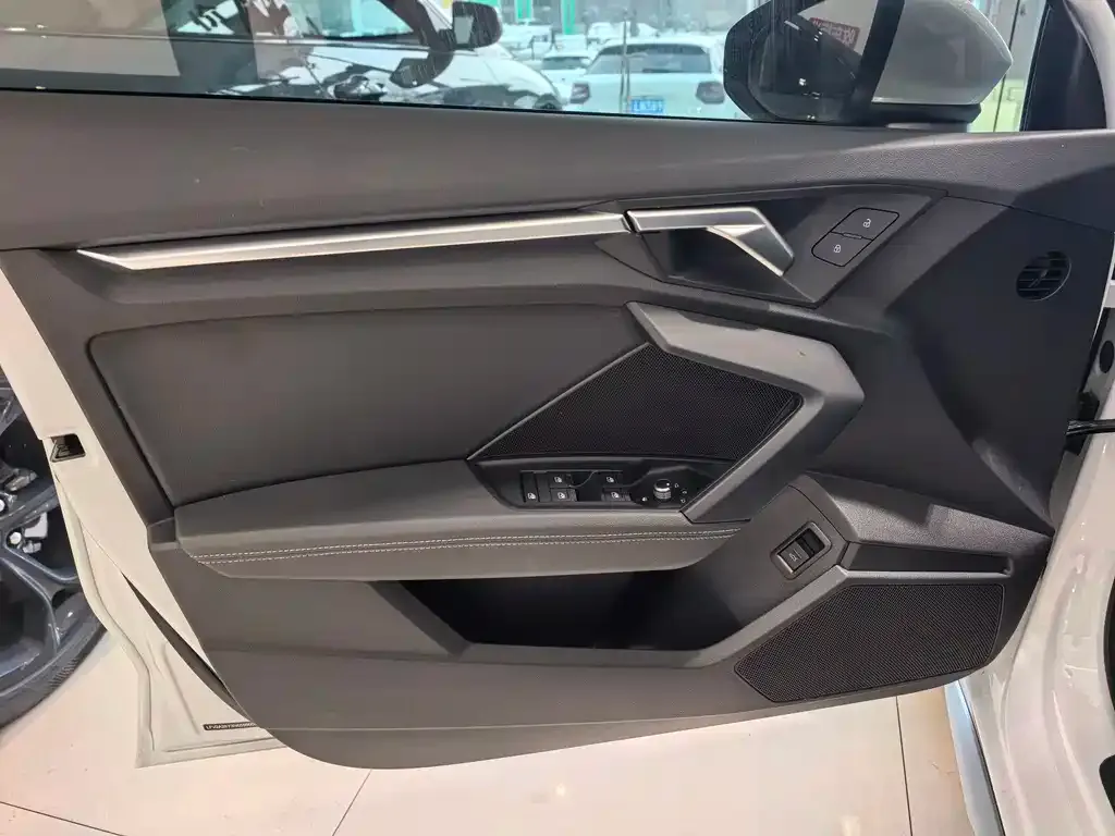 Audi A3 2022 из CN, фото 8