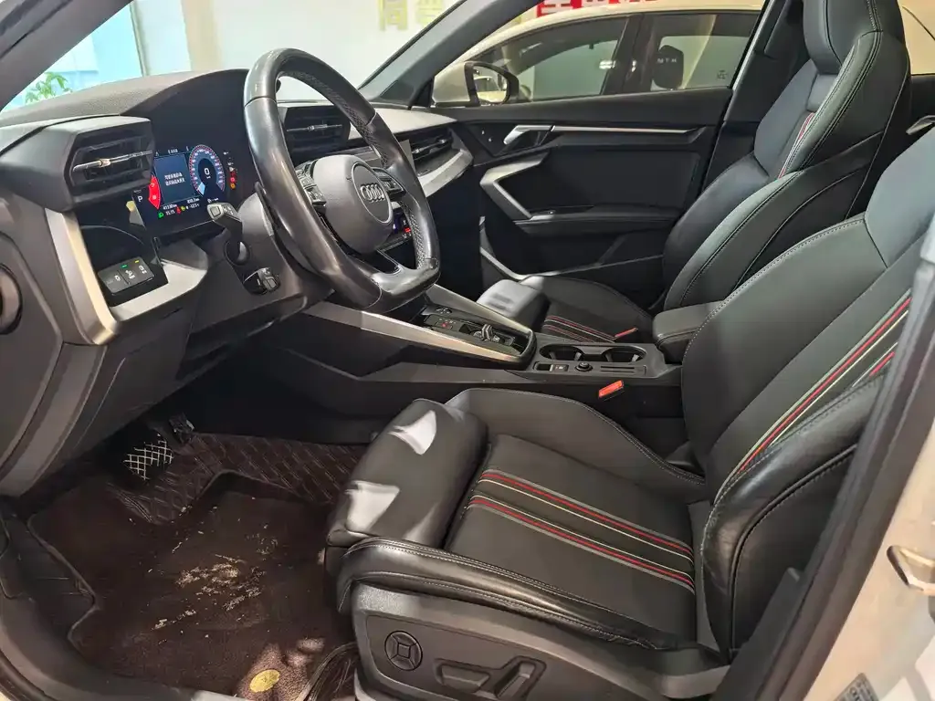 Audi A3 2022 из CN, фото 7