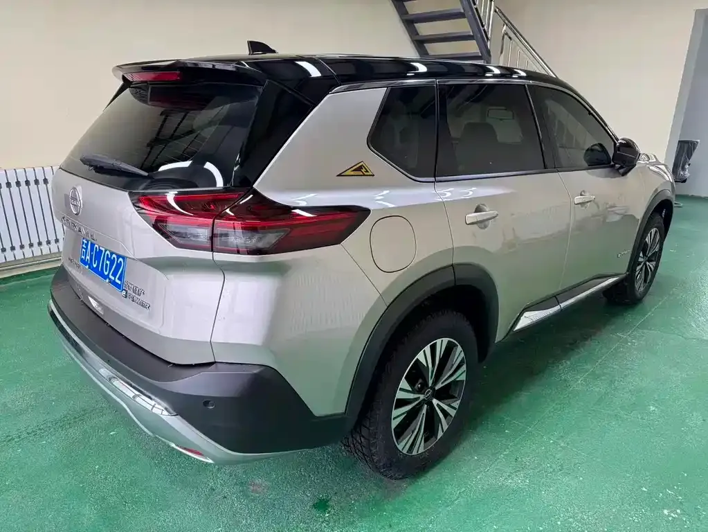 Nissan X-Trail 2023 из CN, фото 4
