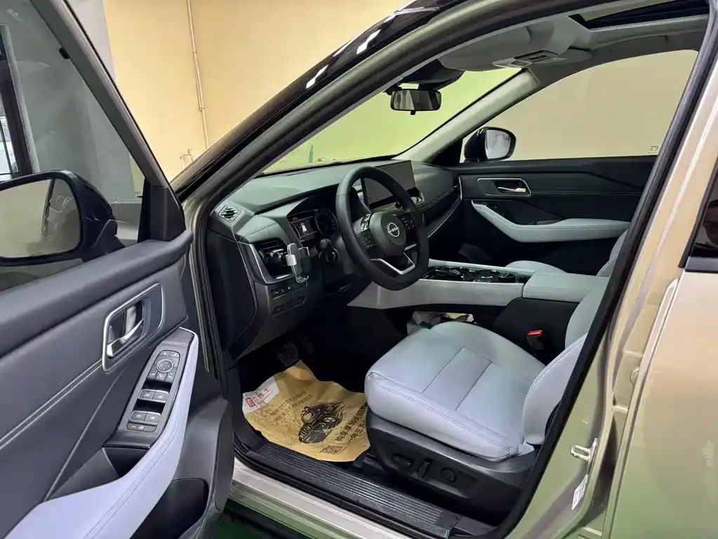 Nissan X-Trail 2023 из CN, фото 10