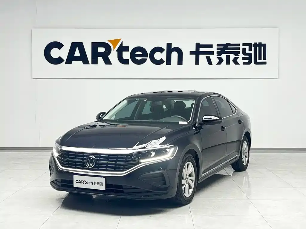Volkswagen Passat — фото 1