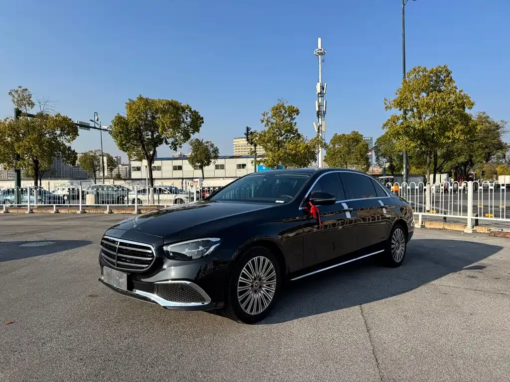 Mercedes-Benz E-Class 2023 из CN, фото 1