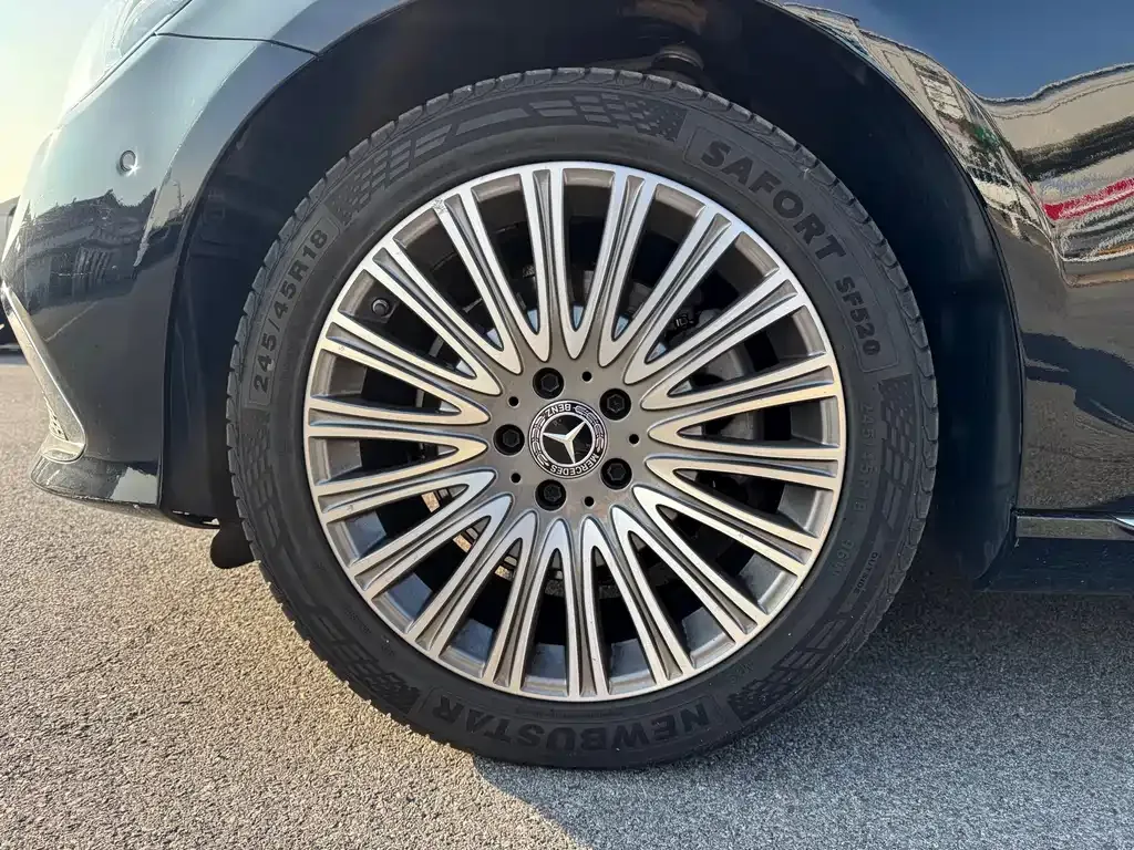 Mercedes-Benz E-Class 2023 из CN, фото 9