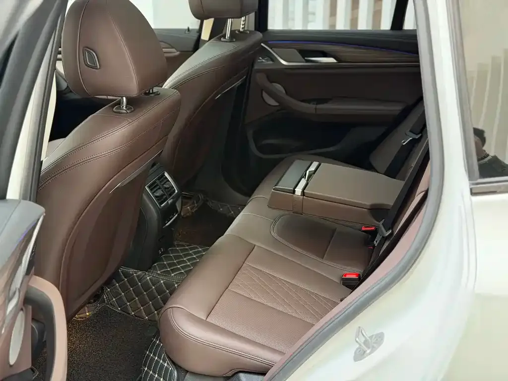 BMW X3 2023 из CN, фото 2