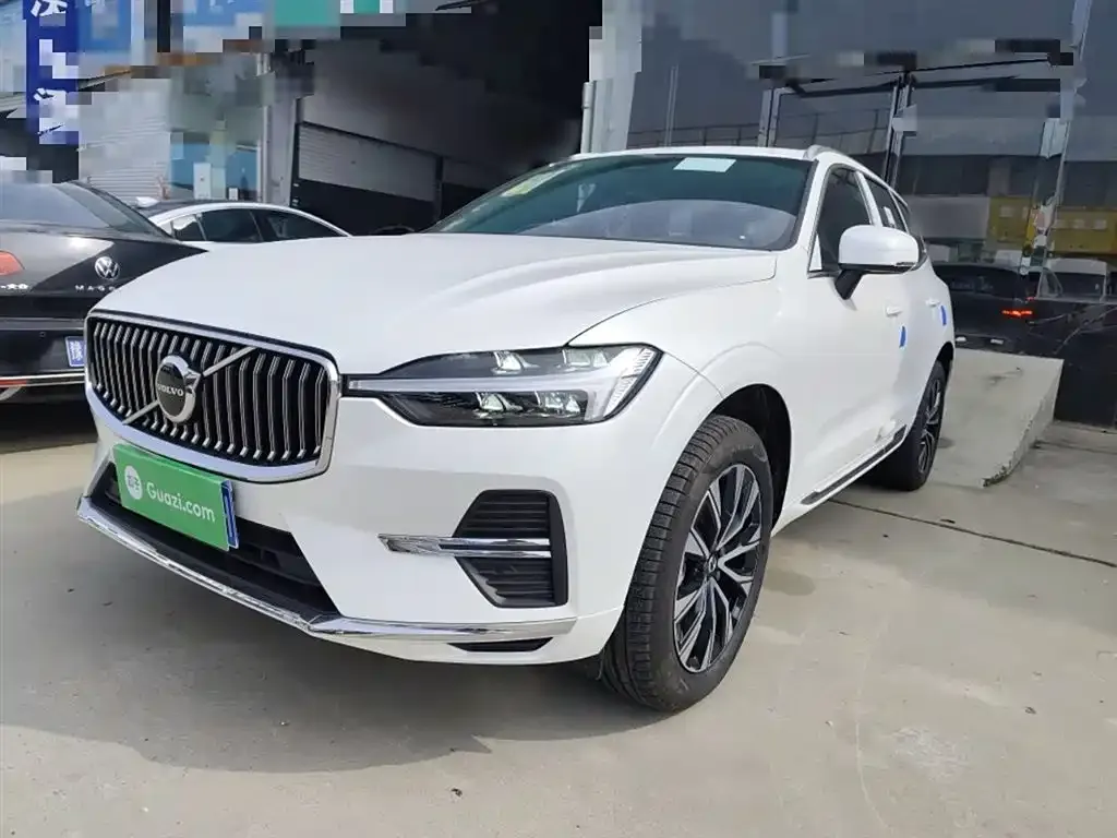 Volvo XC60 2025 из CN, фото 1