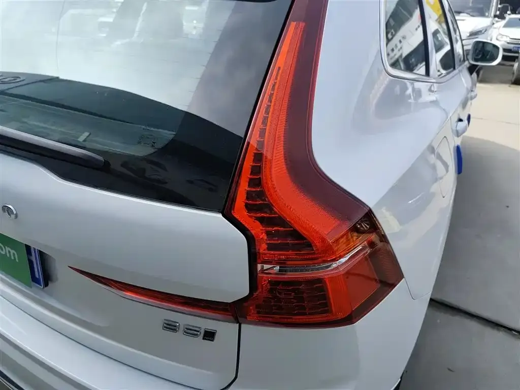 Volvo XC60 2025 из CN, фото 4